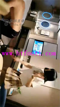 121948tvaav3g44o7up7pv.jpg