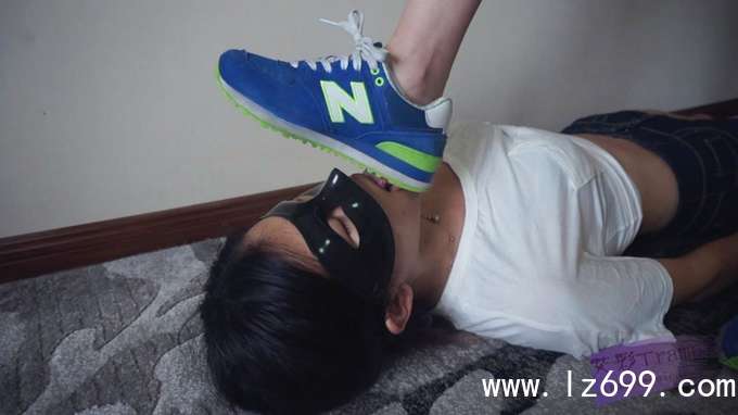 083446i488bm6m4fbzozz8.jpg
