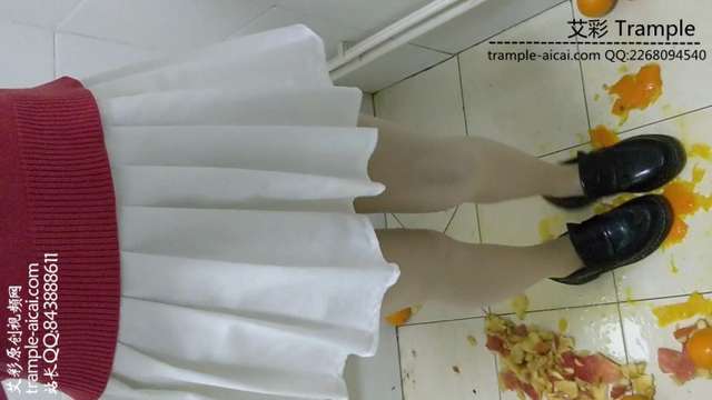 073039jw3wyzm1011zmlmm.jpg