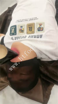 003954z4r0wlfy1i1830q4.jpg