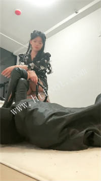 011223jrzax2wd02yonmox.jpg