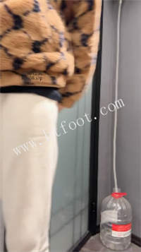 011238zn5n4xvvnlancdpq.jpg