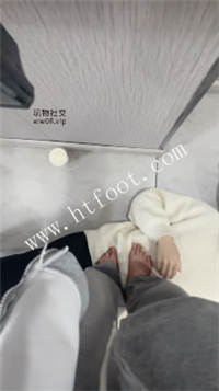 010433aflj8l88bjsyj8yi.jpg
