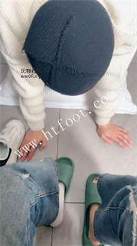 010727cry9ez8999yio94b.jpg
