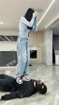 180133zek7xe9v59c90bmx.jpg