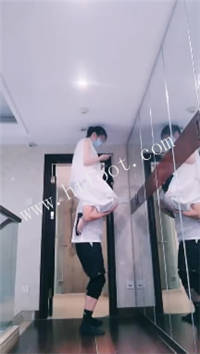 011353g8l219zhuo126kgp.jpg