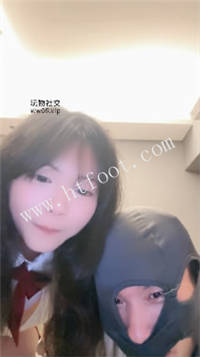 012042k00rrea2fcpyyp20.jpg