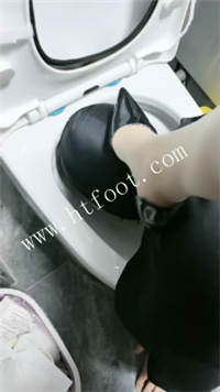 143111qpp3tgrffb7qax6x.jpg