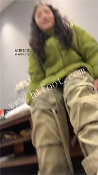 141246iqcdemvcyuqmneed.jpg