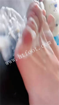 071928g82c2d22l82bm5q5.jpg
