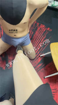084246hfpnb5b665p956dd.jpg