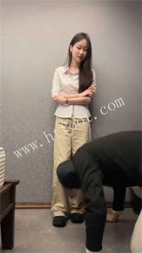 235435bgggt4dh4219z7t9.jpg