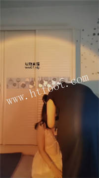 015629a0hx888un8x00m1z.jpg