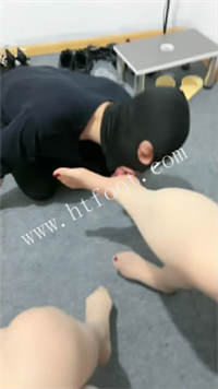 025439uz2s9lyckshix8lh.jpg