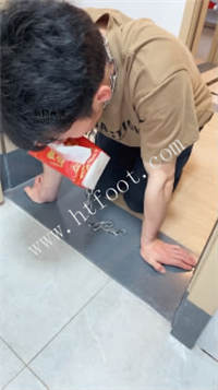 030833xh9q6vu999d9q6dx.jpg
