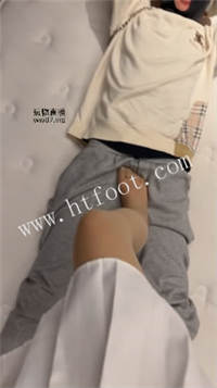 022137iyr02atat05r2obt.jpg