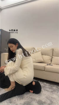 022458pt6p7crroizff01g.jpg