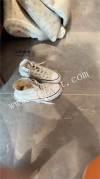 022850uc7c27jk6fpk2116.jpg