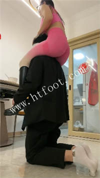 024806pa9egum9a0alpy90.jpg
