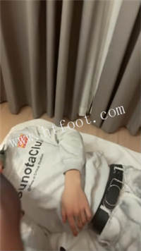 003544c3x85vue5nt3qdk8.jpg