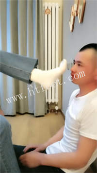 050249idlhewbwhldnnlol.jpg