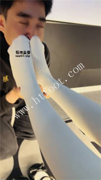 004625dj9lwhw2h0w4wfcc.jpg