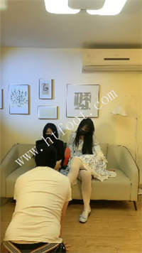 012956c8cb59twasaw57yz.jpg