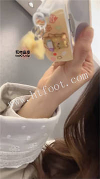032732bpzu7lupy2clk25z.jpg