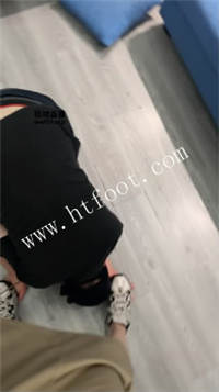 235736vzs2zosl77qiqo92.jpg