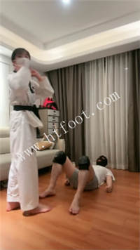 011449lmoo6jywbc56ewh6.jpg