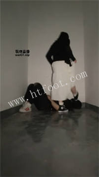 011920de8c8c7eg888cc7r.jpg