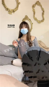082047gb2tr7rme9rwr00r.jpg