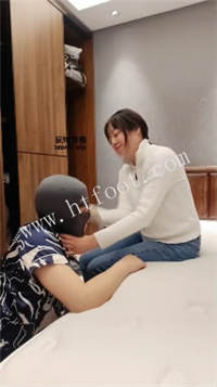 215802ads19p00j61p10ap.jpg