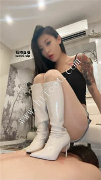 220557qk13kefw9d6ro1b7.jpg