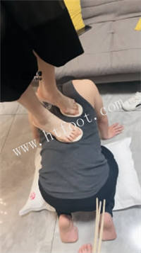 020907av6v93393ddm6r99.jpg