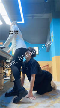 043122dobb11rr8l2l32b3.jpg