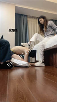 062308bx2nov2x8nxvrajx.jpg