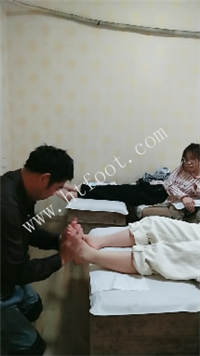 063949jkwkhthwtyyeyiiy.jpg