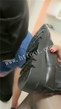 050826ayz6a09xs1y6hah9.jpg