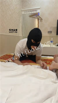 023902m9q899228v49lks7.jpg