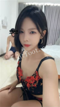 003659m1c5riyeyoc5pjuc.jpg