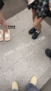 064843qu14ewqjbmobimeb.jpg