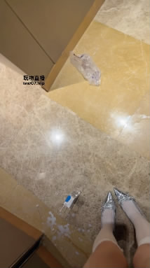 011321t1aoqznuro5rx1w2.jpg