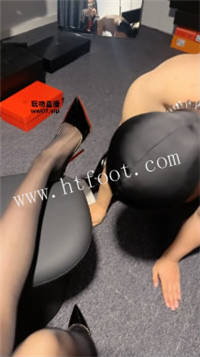 002934n99zi978ibrkk7x8.jpg