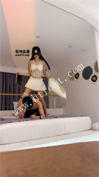 042052j8scu3osrxs8vnlh.jpg