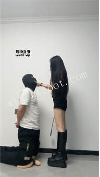 ZB4402 辣辣】靴子配狗35分钟