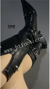 ZB3644 蛇妈】刺激在楼道上位40分钟