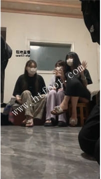 ZB5406 女生也能很暴力】四位高颜值素人爆揍14分钟