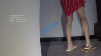 17116 脚模依依姐第二视角人字拖裸足踩小熊